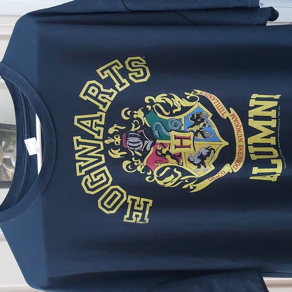Black Hogwarts Alumni T-shirt 2X